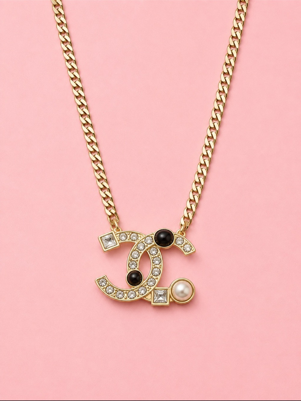 🔥CHANEL CC Crystals & pearl Necklace